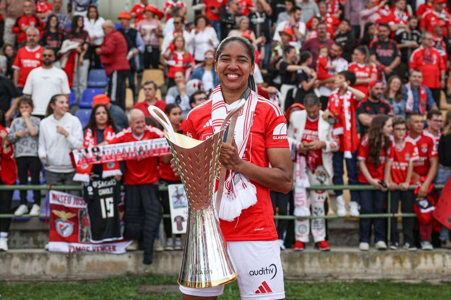 Laís Araújo deixa o Benfica após duas temporadas