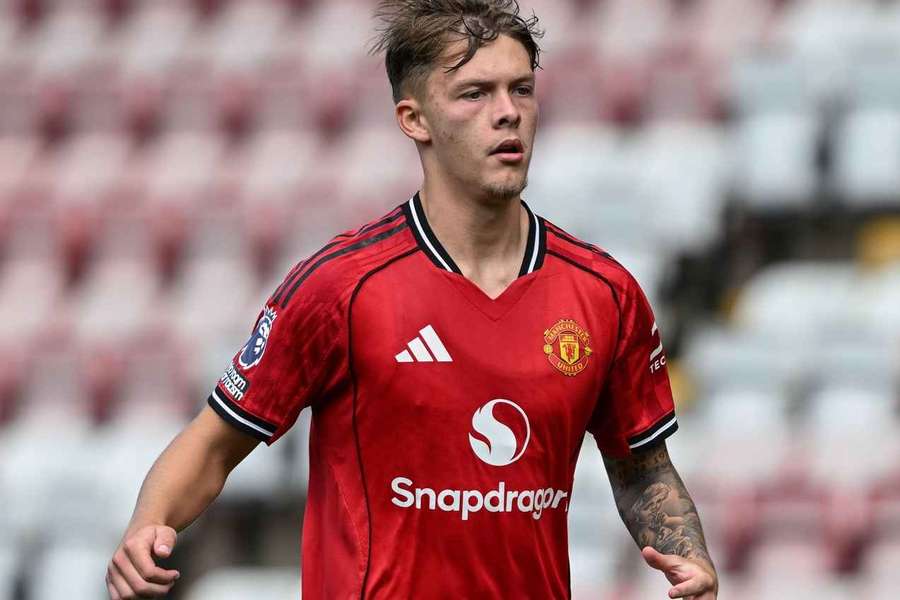 Sam Mather esteve 14 anos no Manchester United