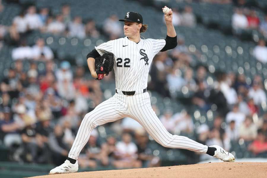 White Sox Noah Schultz pitching during MLB debut White Sox Noah Schultz pitching during MLB debut