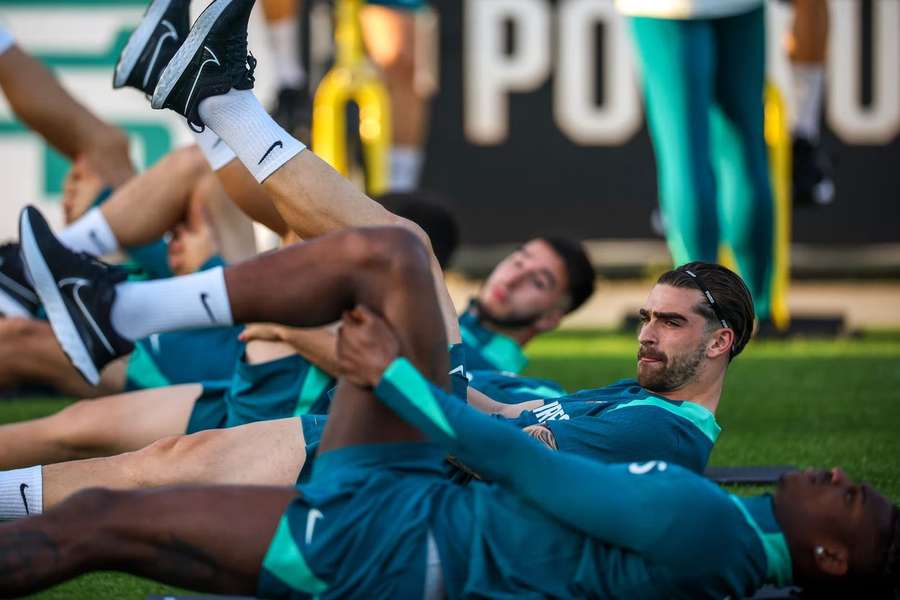 Jota Silva no treino da Seleção Nacional