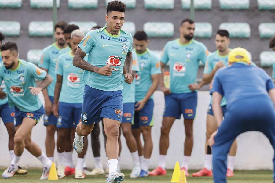 Igor Jesus durante treinamento da Seleção Brasileira em Brasília