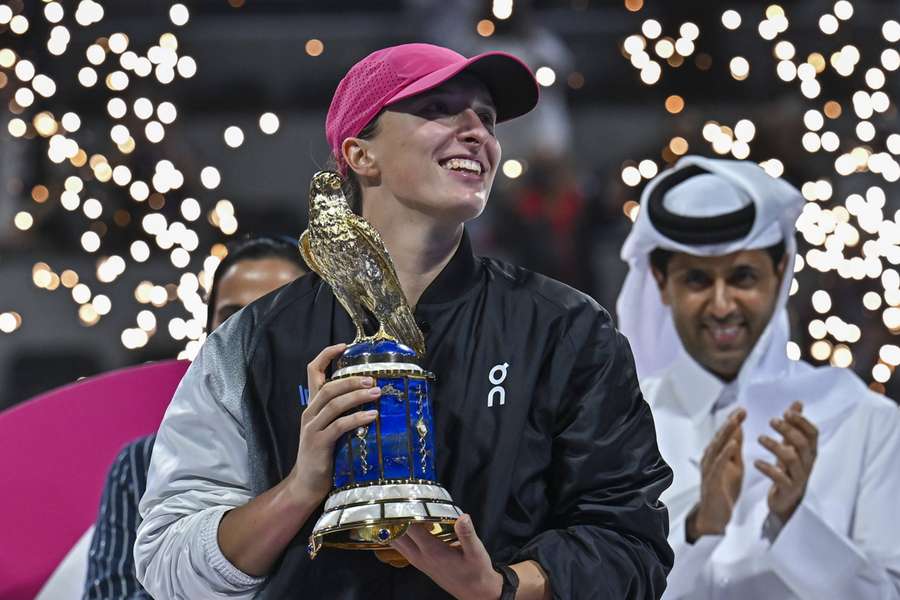 Iga Swiatek venceu o 18.º título da carreira em Doha