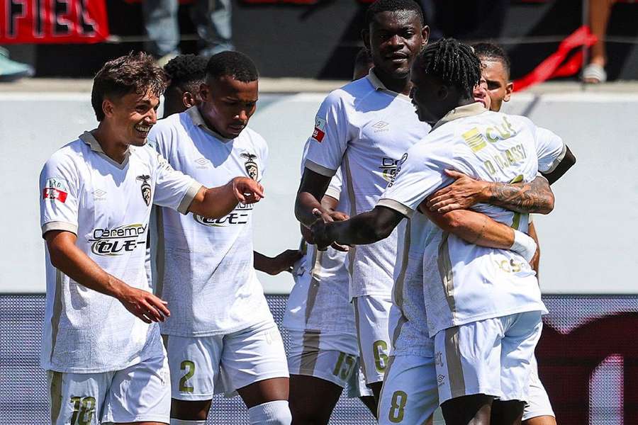 Dânio Djassi festeja pelo Portimonense Dânio Djassi festeja pelo Portimonense