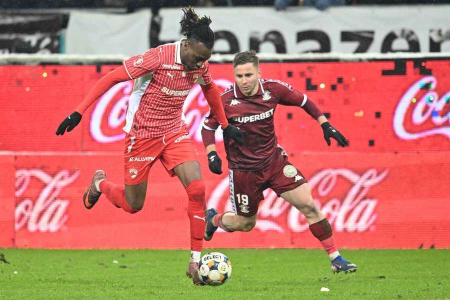 Karamoko în duel cu Onea