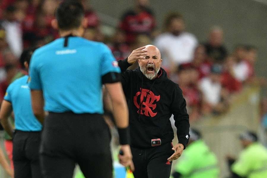 Jorge Sampaoli deixou elogios aos jogadores após triunfo na Libertadores