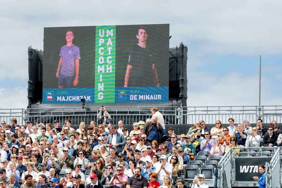 Tenis Flash: Wielki dzień dla Majchrzaka, który zagra w pierwszym finale w karierze Tenis Flash: Wielki dzień dla Majchrzaka, który zagra w pierwszym finale w karierze