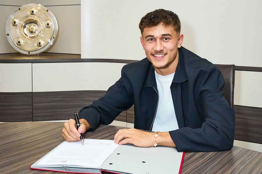Tom Bischof vai transferir-se para o FC Bayern no verão