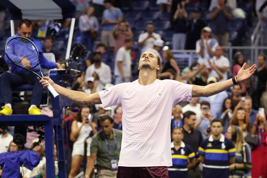 Zverev zažil nesmierne náročný zápas. Zverev zažil nesmierne náročný zápas.