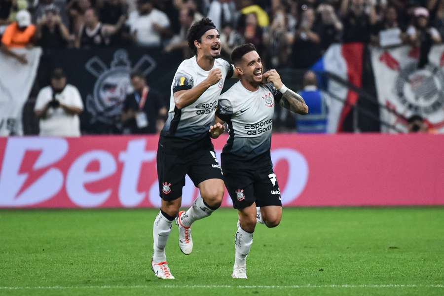 Igor Coronado abriu o placar em Corinthians 2x1 Velo Clube Igor Coronado abriu o placar em Corinthians 2x1 Velo Clube