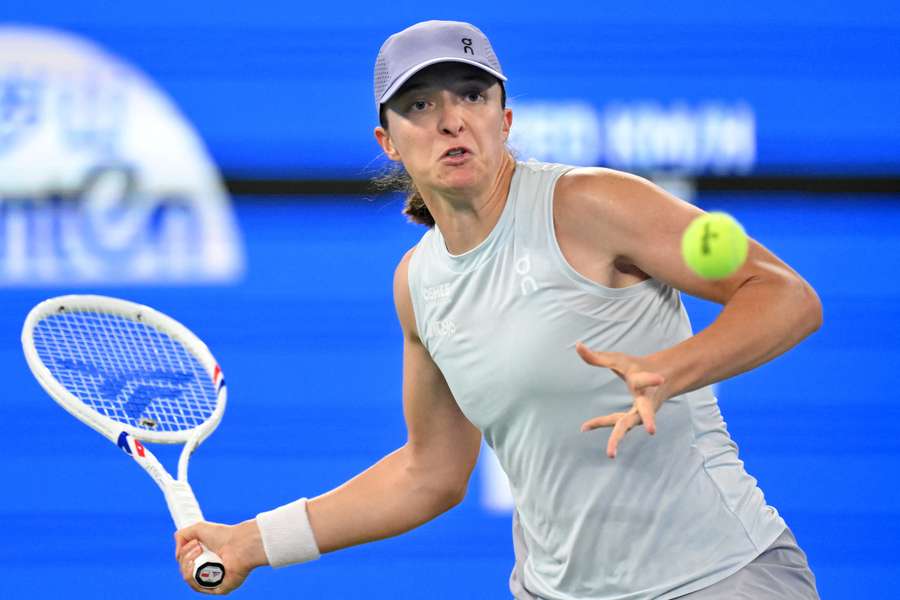 Iga Swiatek eased past Marie Bouzkova during the Wuhan Open