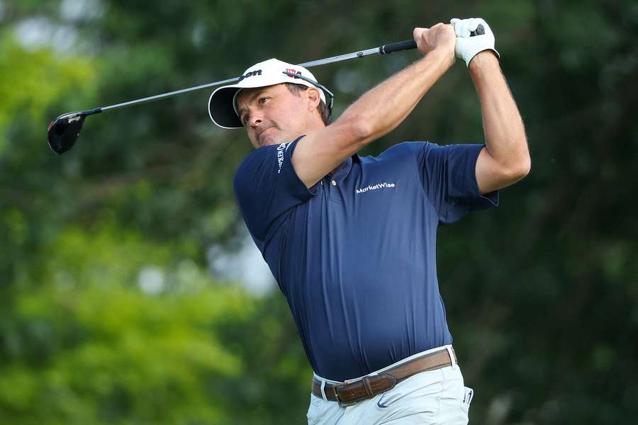 Kevin Kisner hits his tee shot on the tenth hole during the second round of the 3M Open golf tournament in July 2024