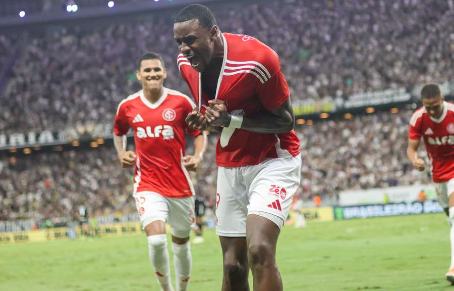 Ricardo Mathias foi do inferno ao céu em vitória do Internacional