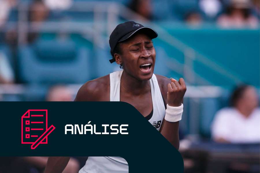 Coco Gauff comemora a conquista de um ponto na final do Miami Open 