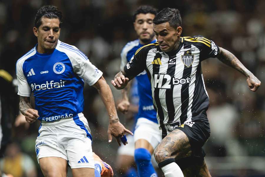 Atlético-MG e Cruzeiro empataram na Arena MRV
