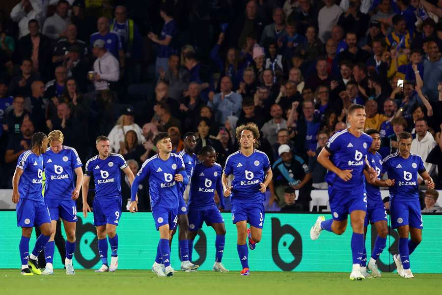 Leicester a pris un départ positif en Premier League.