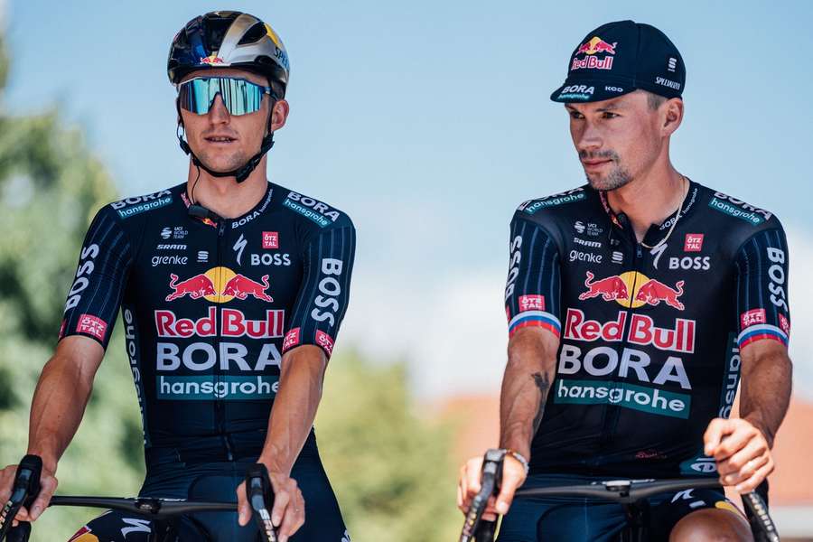 Roglic (r.) und Hindley führen das Aufgebot von Red Bull-Bora-hansgrohe an