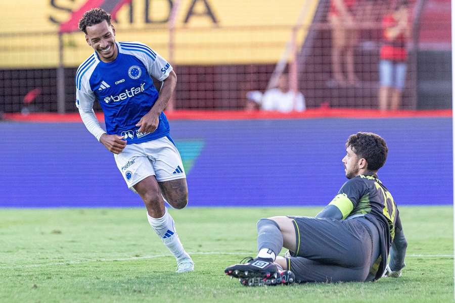 Matheus Pereira brilhou em Sport 0x4 Cruzeiro