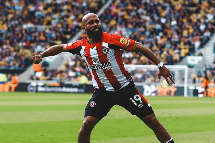 Vyfoukne Tottenham Mbeuma Manchesteru United? Frank by rád známou tvář z Brentfordu Vyfoukne Tottenham Mbeuma Manchesteru United? Frank by rád známou tvář z Brentfordu
