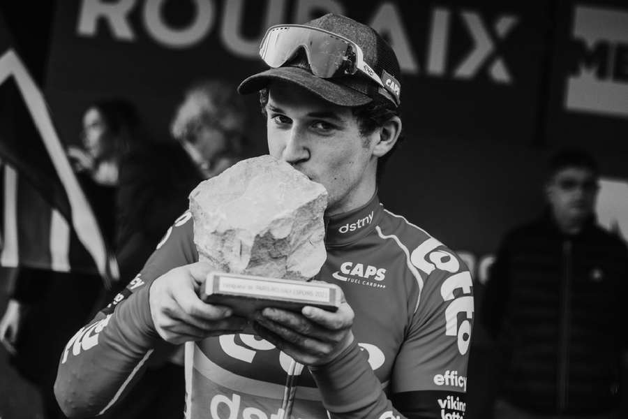 Fallece el joven ciclista belga Tijl De Decker tras un accidente
