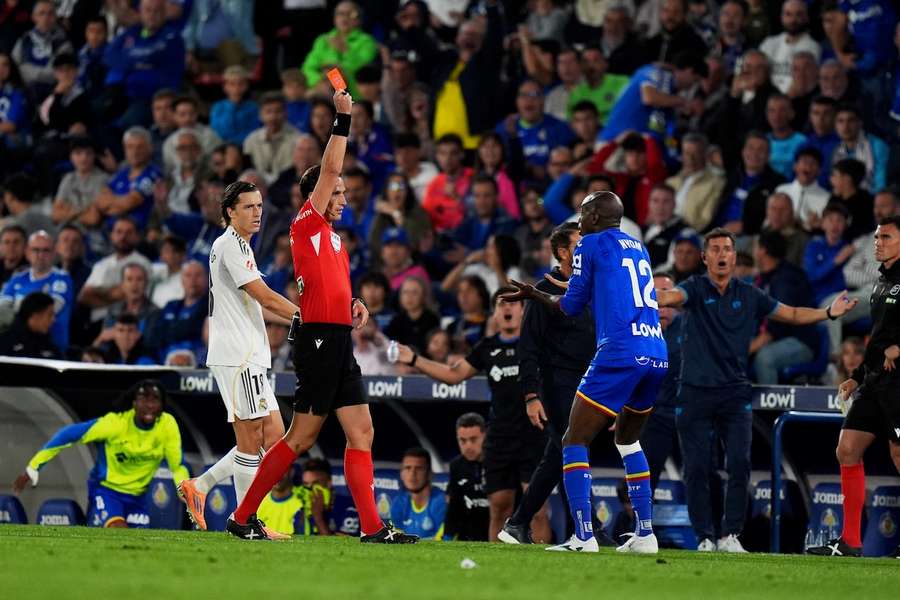 Winners & Losers: Nyom mit Rekord-Rot nach 37 Sekunden – Kane erreicht 400-Tore-Marke Winners & Losers: Nyom mit Rekord-Rot nach 37 Sekunden – Kane erreicht 400-Tore-Marke
