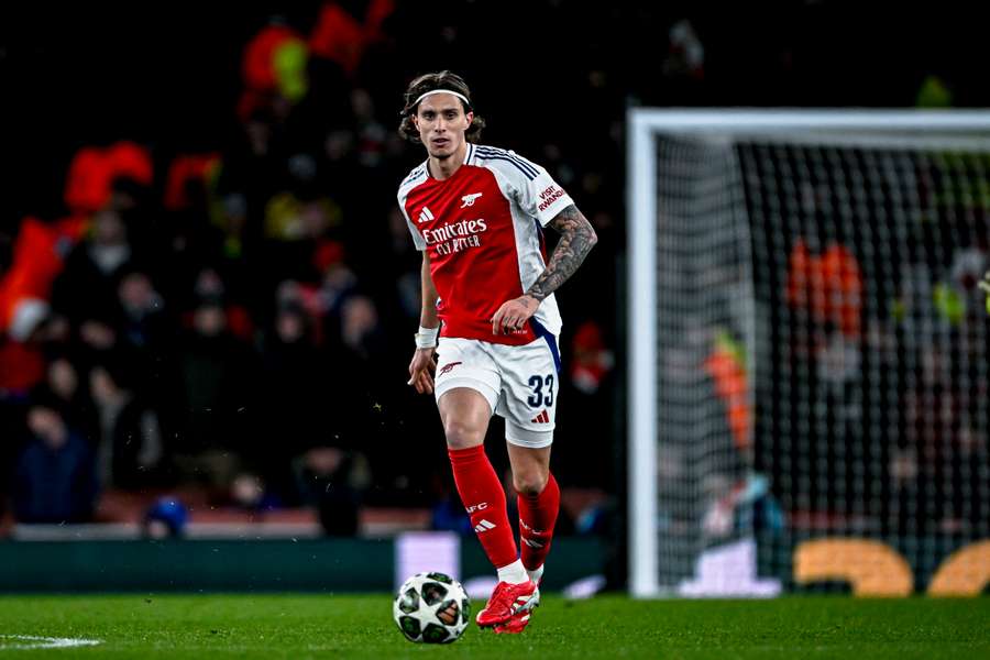 Riccardo Calafiori falhou dez jogos do Arsenal