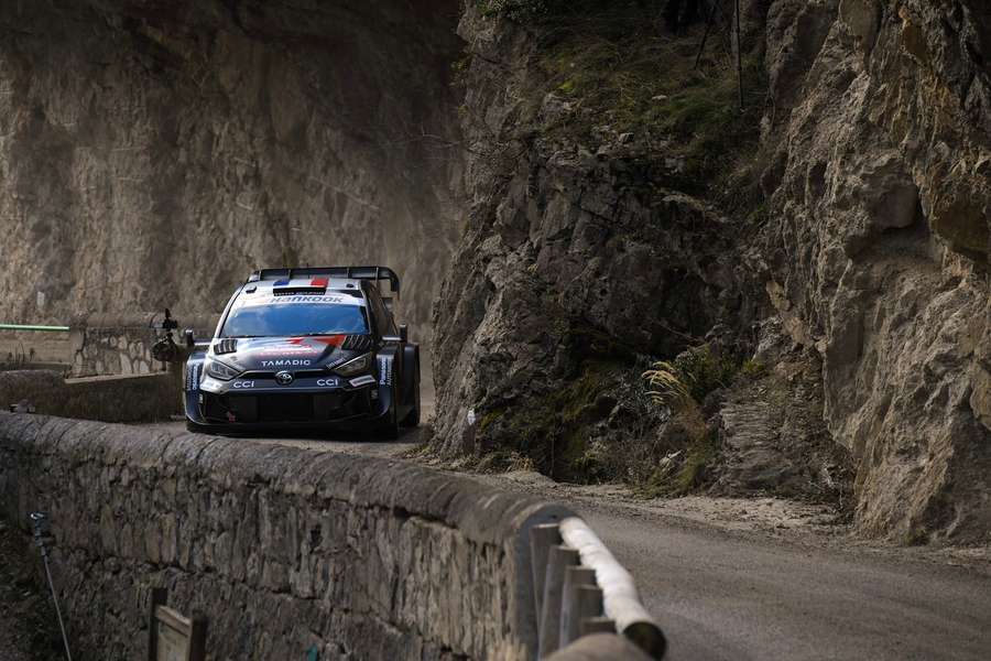 Sebastien Ogier im Toyota holt sich den Sieg bei der Rallye Monte Carlo. Sebastien Ogier im Toyota holt sich den Sieg bei der Rallye Monte Carlo.