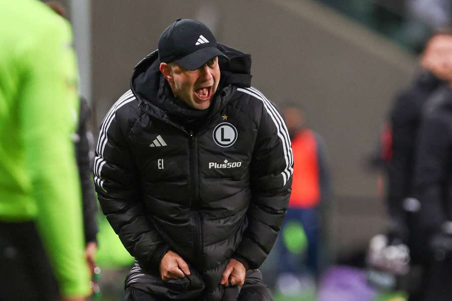 Edi Iordănescu și-a încheiat mandatul la Legia după aproape 4 luni Edi Iordănescu și-a încheiat mandatul la Legia după aproape 4 luni