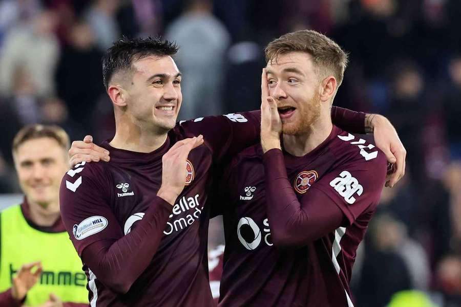 Hearts beat Rangers to open nine-point lead atop the table