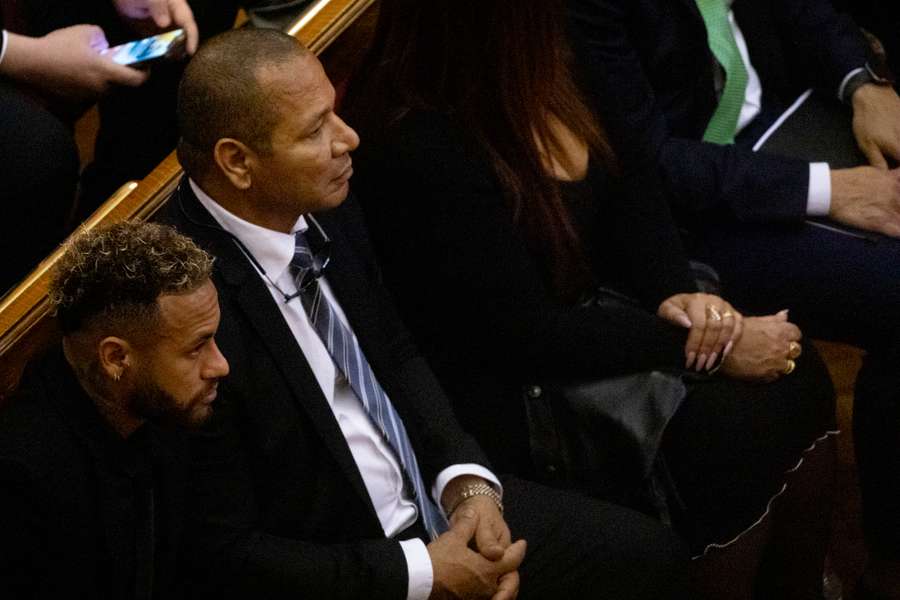 Neymar, durante un momento del juicio en la Audiencia de Barcelona en 2022