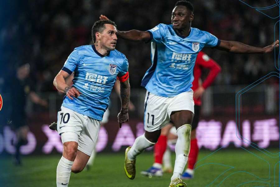 Nicolae Stanciu, alături de Cephas Malele