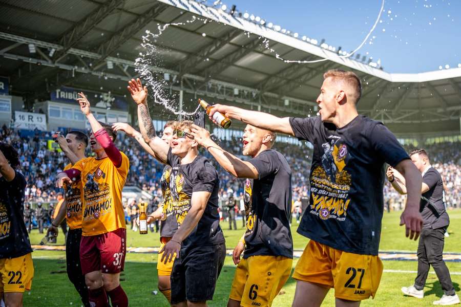 Bei Dynamo Dresden sei nach dem Aufstieg "ganz, ganz viel Ballast abgefallen".