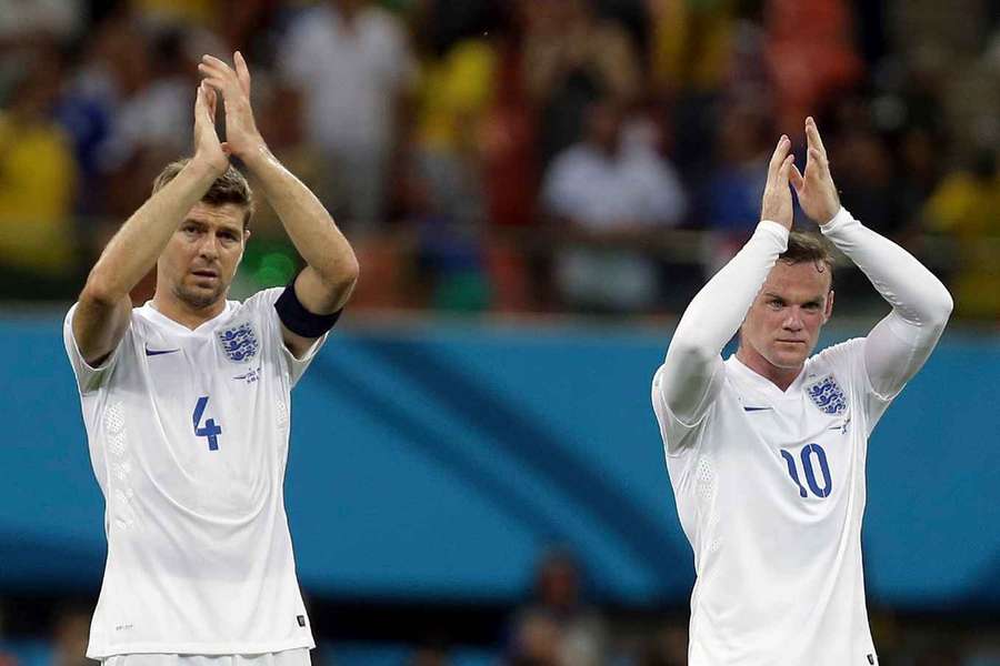 Steven Gerrard e Wayne Rooney na seleção inglesa