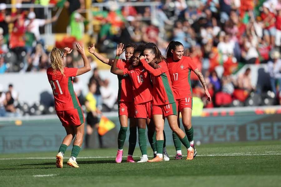 Estádio não recebia um jogo da seleção feminina desde 1983