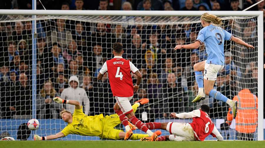 Erling Haaland scores Man City's fourth goal against Arsenal