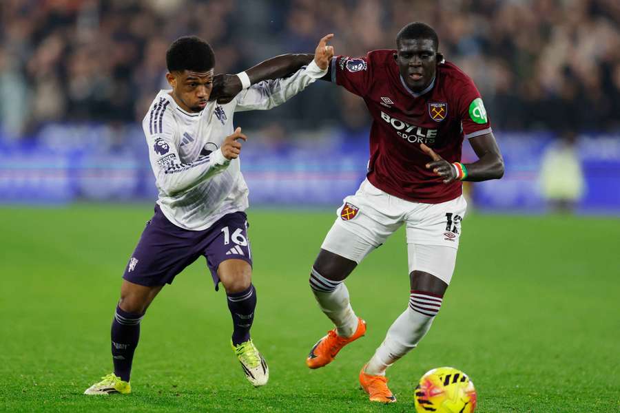 Diouf concedes West Ham frustration after Man Utd equaliser Diouf concedes West Ham frustration after Man Utd equaliser