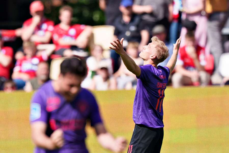 Gustav Isaksen har været brandvarm siden FC Midtjylland skiftede Albert Capellas ud med Thomas Thomasberg. 