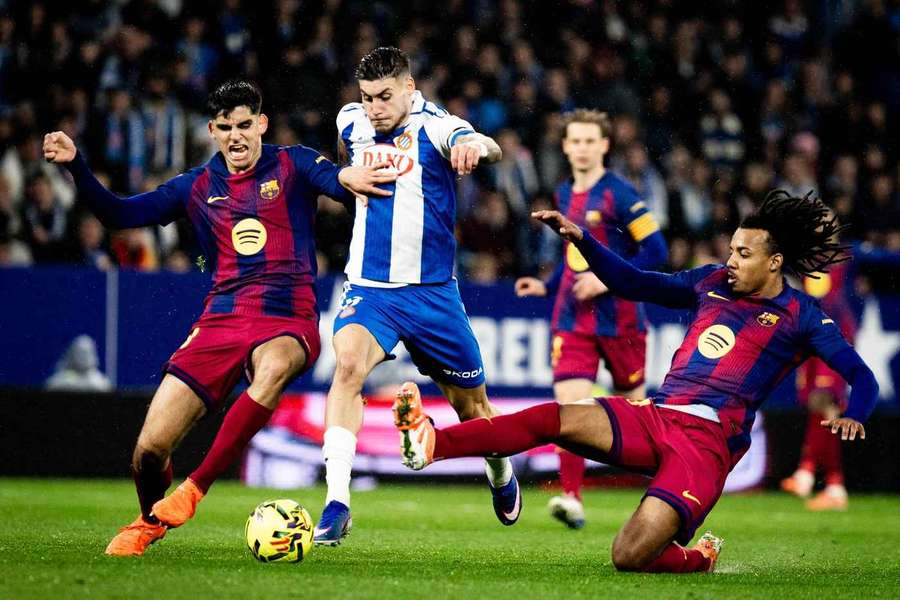 Sigue el derbi a través de Flashcore