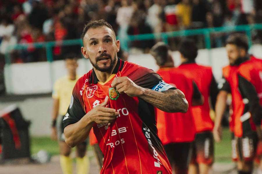 Deportivo Cuenca tirou proveito da altitude contra o Santos