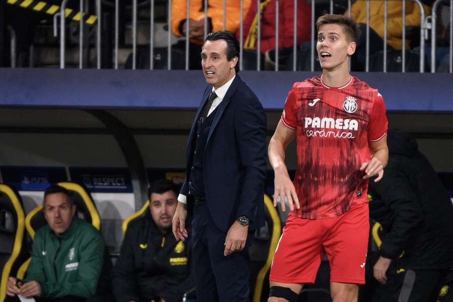 Emery e Foyth durante o tempo que passaram juntos no Villarreal