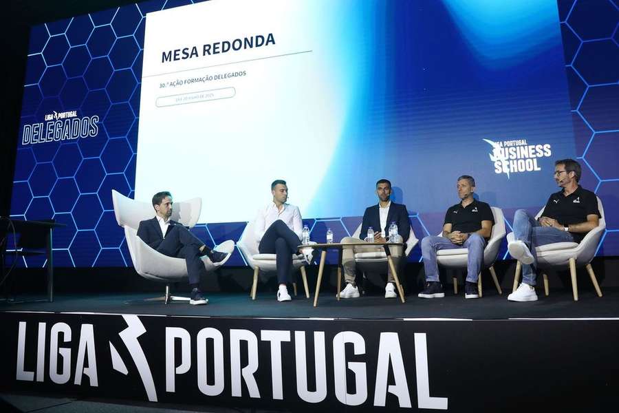 Mesa redonda contou com a presença dos árbitros David Silva e José Bessa