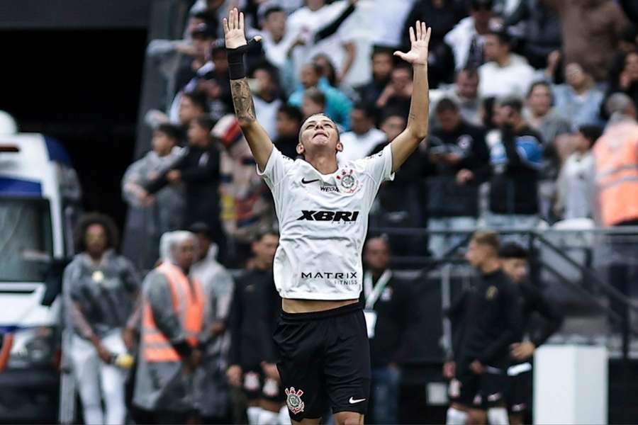 Kayke foi o herói do título do Corinthians