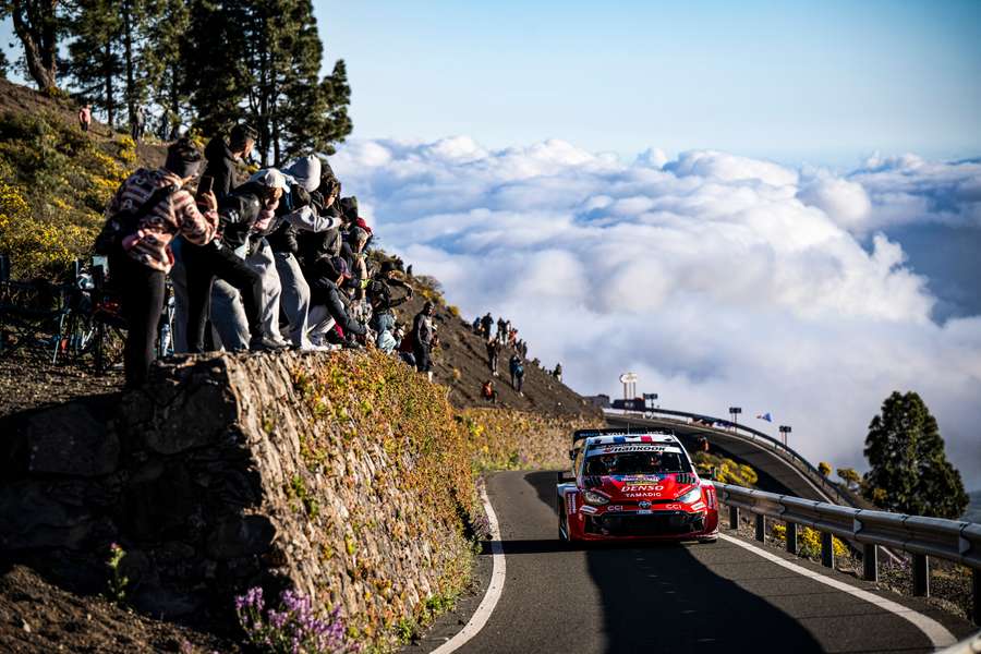 Ogier está a caminho do triunfo absoluto