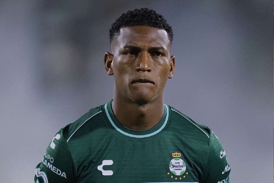 Carlos Gruezo