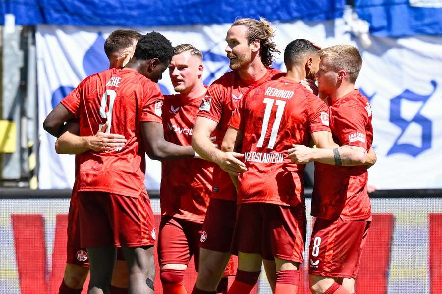 Der FCK bewahrt durch den Sieg gegen Darmstadt seine Aufstiegschancen, die jedoch verschwindend gering ausfallen.