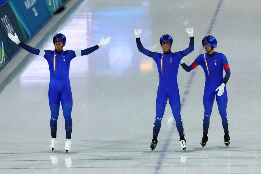 Davide Ghiotto, Michele Malfattie Andrea Giovannini festeggiano la loro vittoria in semifinale 