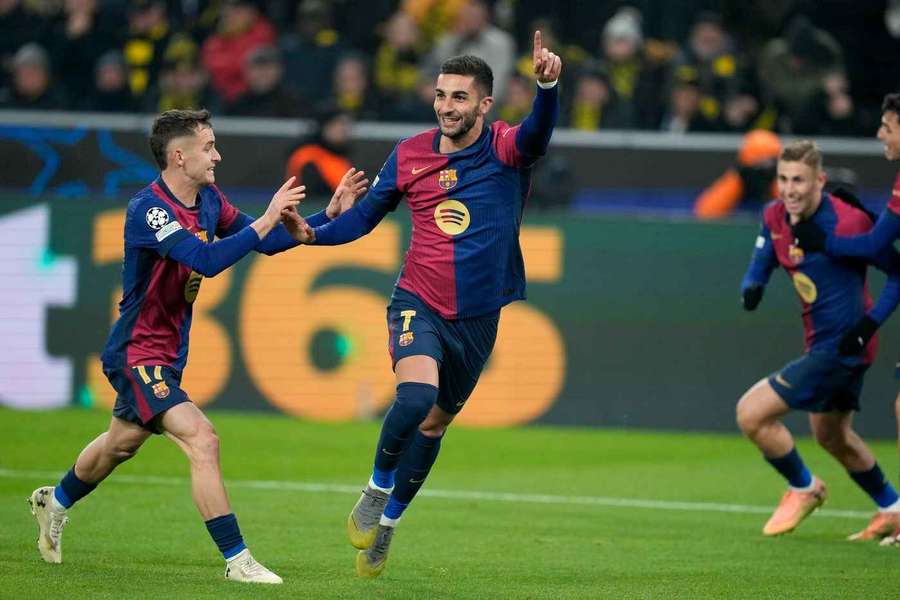 Ferran Torres fez dois gols na vitória do Barcelona Ferran Torres fez dois gols na vitória do Barcelona