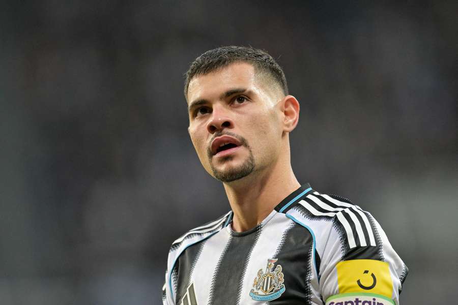Bruno Guimarães jogou muito pelo Newcastle
