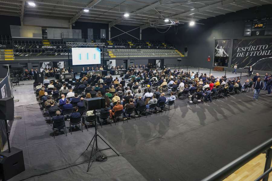 Sócios estiveram reunidos em Assembleia-Geral Sócios estiveram reunidos em Assembleia-Geral