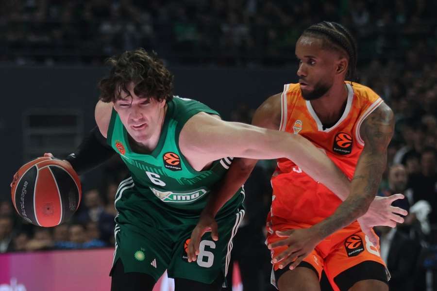 Cedi Osman, ante Jean Montero