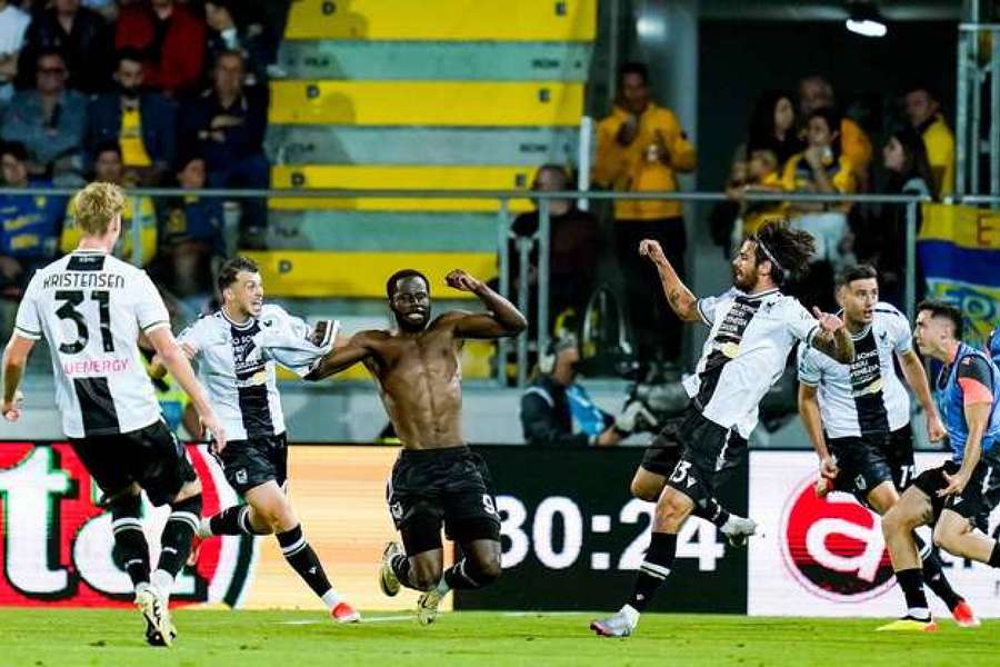 Los jugadores del Udinese celebran la victoria